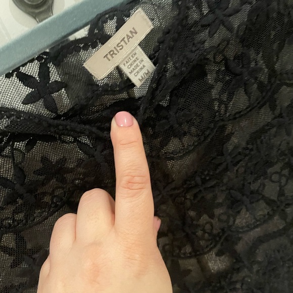 Beautiful lace top Tristan - Picture 5 of 5